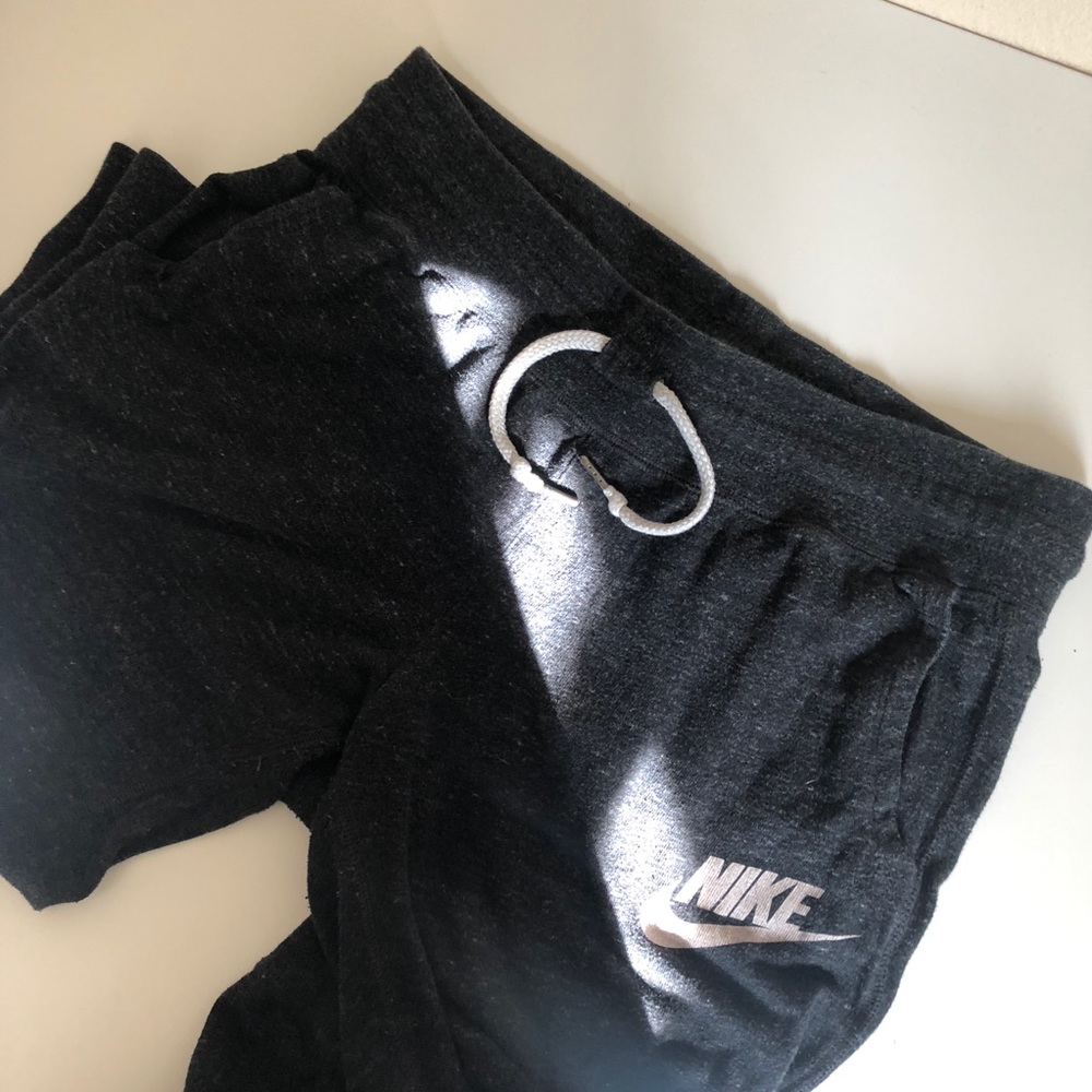 Nike Gym Vintage Cuffed Sweatpants